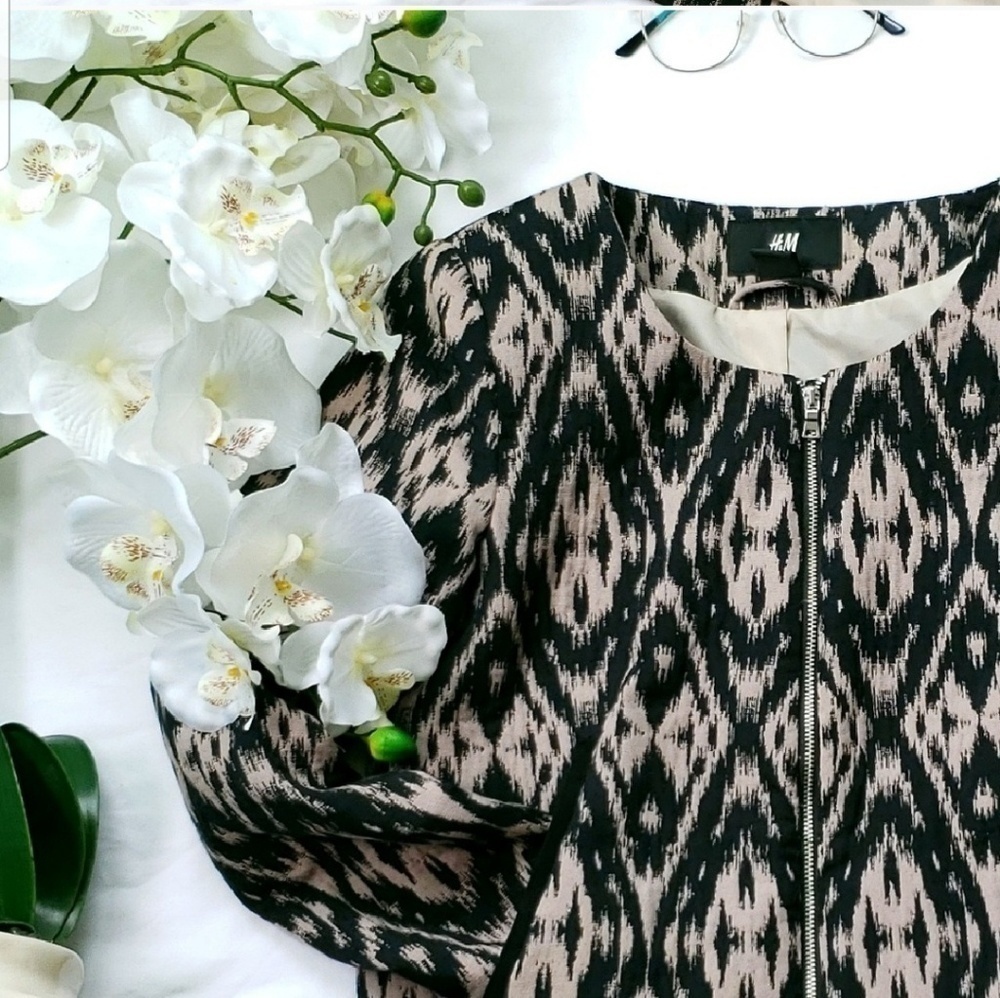 Lovely tribal print H&M jacket